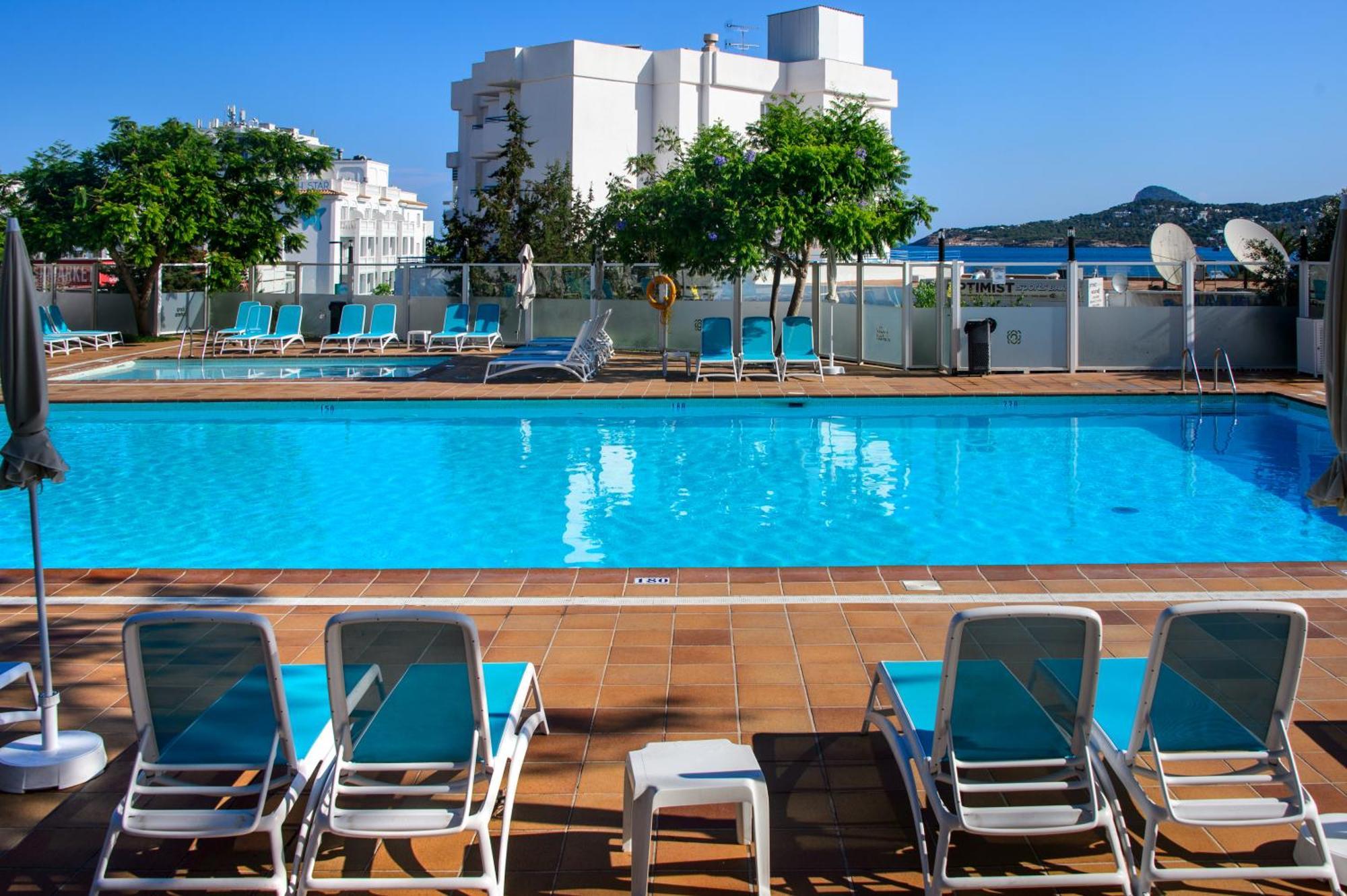 Hotel Vibra Riviera サンアントニオアバド エクステリア 写真