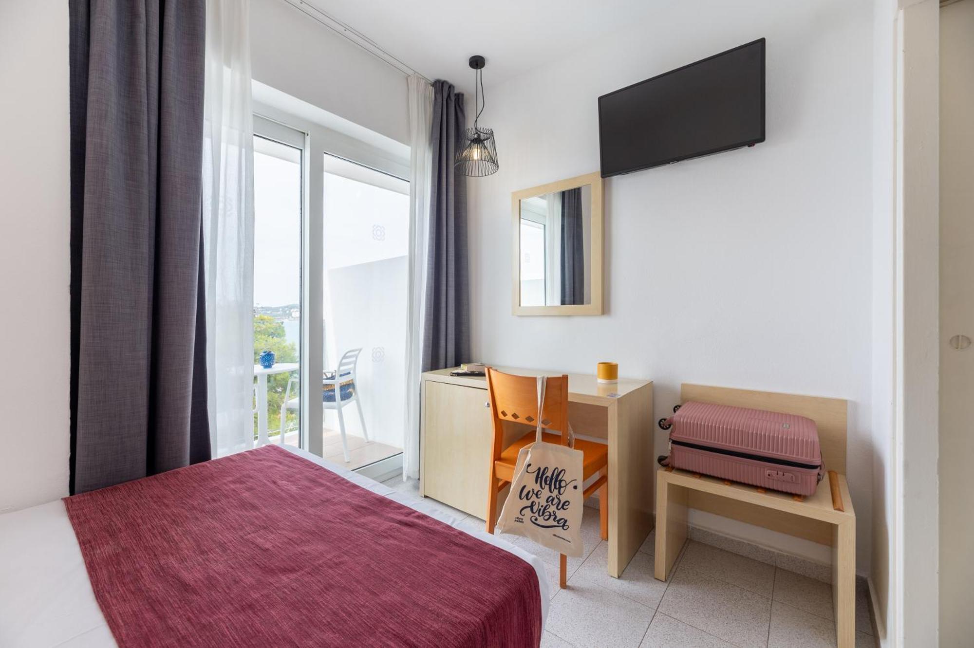 Hotel Vibra Riviera サンアントニオアバド エクステリア 写真