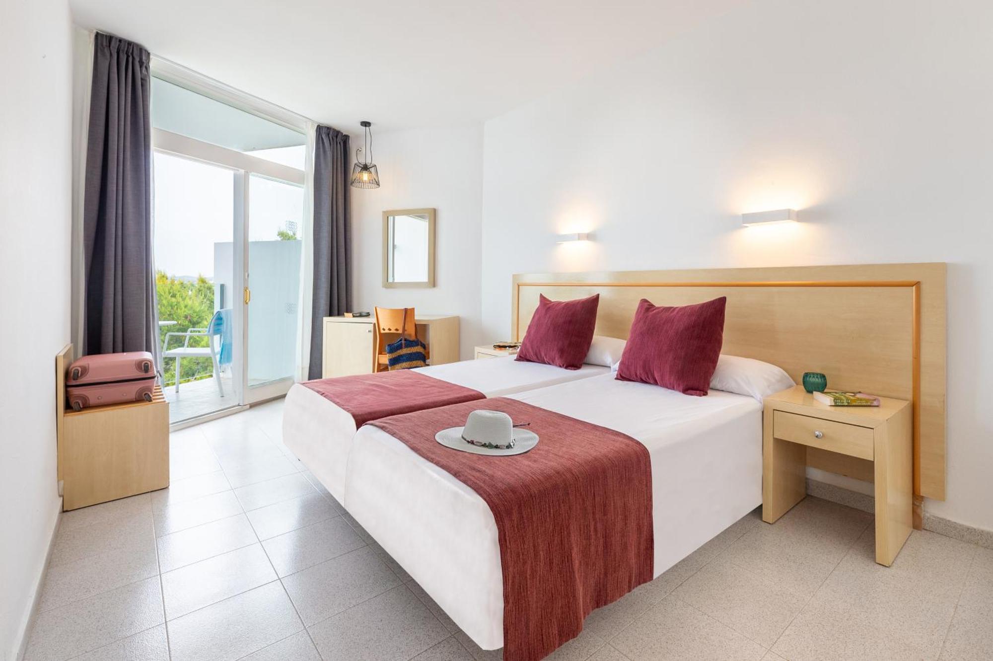 Hotel Vibra Riviera サンアントニオアバド エクステリア 写真
